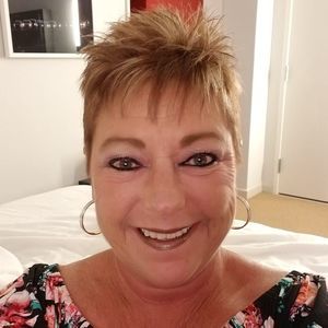 Meet your Posher, Regina